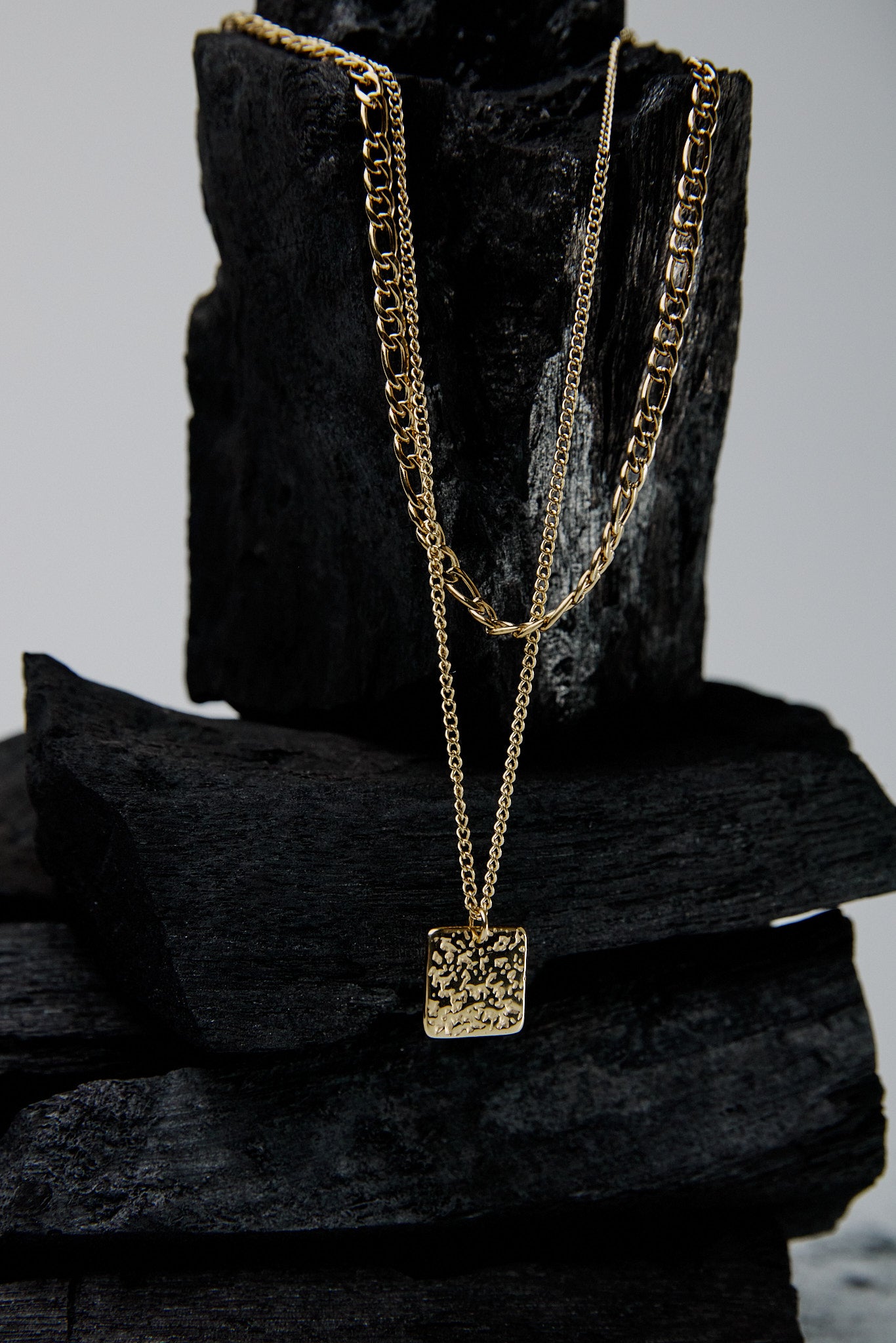 Layered Terra Necklace Gold