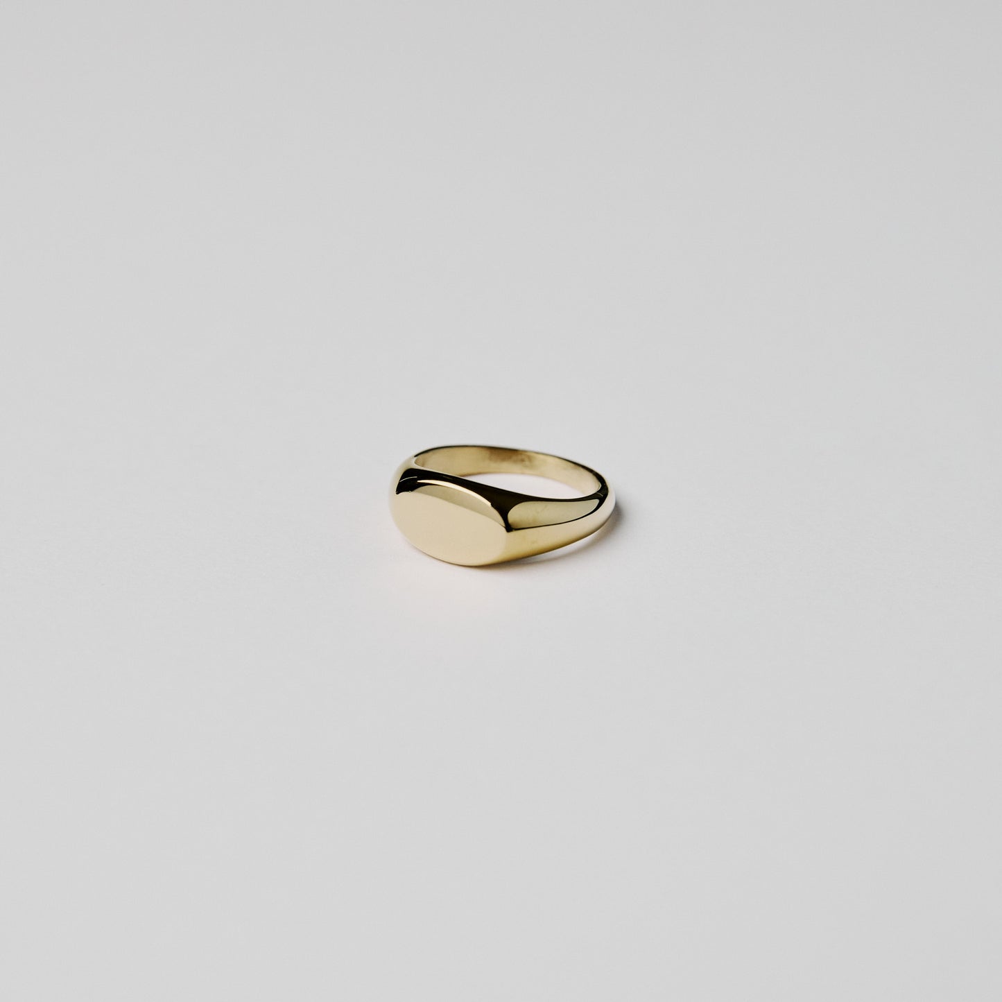 Oval Signet Ring GOLD